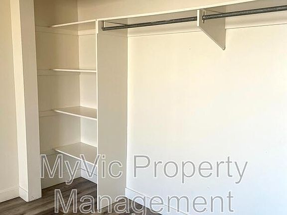 5th image of 10130 152nd St NW