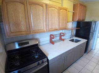 4406 White Plains Rd, Bronx, NY 10470