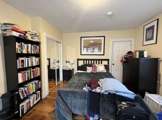 7 Blake St #3R, Cambridge, MA 02140