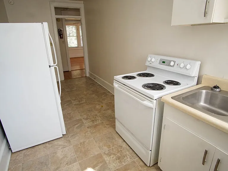 3014 Kershaw Street — Photo 3