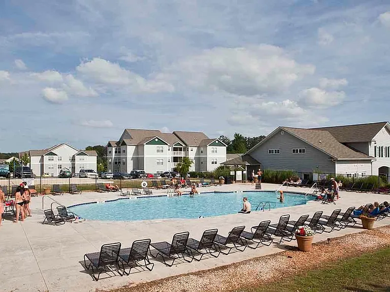 University Village at Clemson Student Housing — Photo 11
