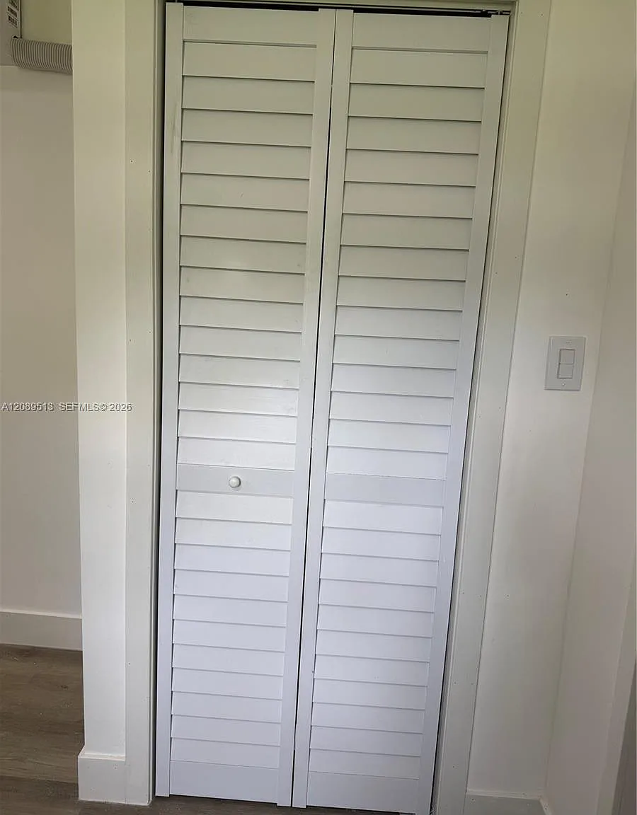 1 bed, 1.0 bath, $1,200 — Photo 3
