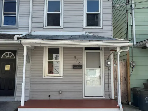 918 Elizabeth St, Lebanon, PA 17042