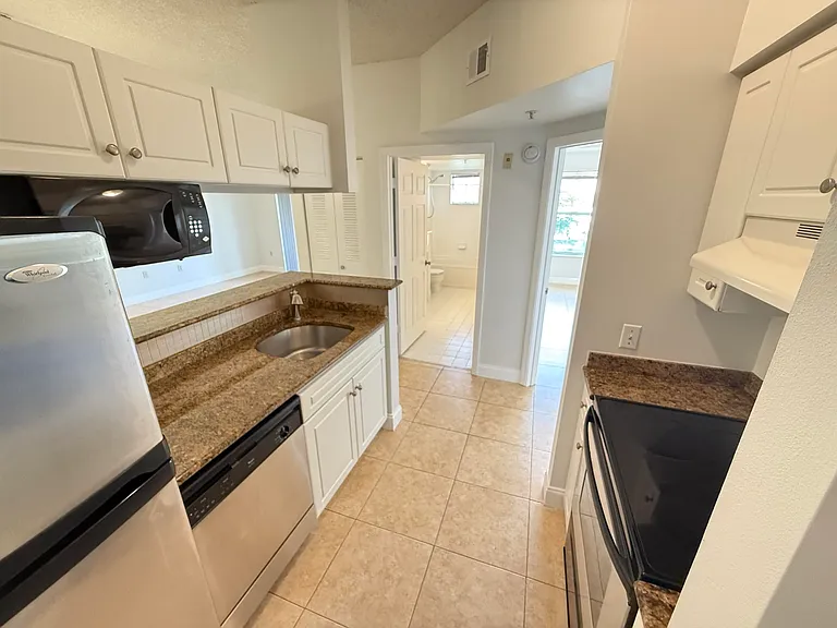 1407 Tuscany Way #Penthouse 1407 — Photo 3