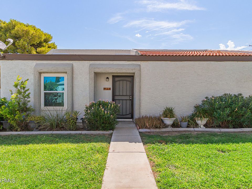 1st image of 916 E DIAMOND Drive