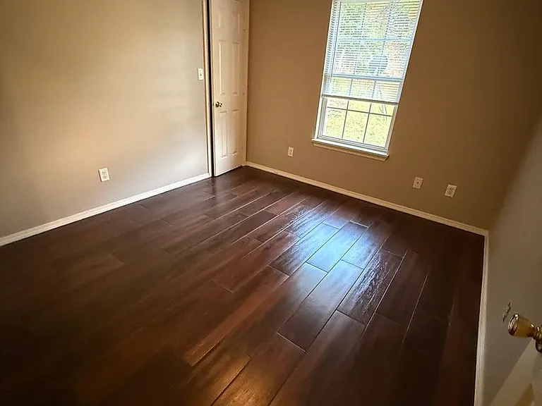 206 S 26th St A-H — Photo 13