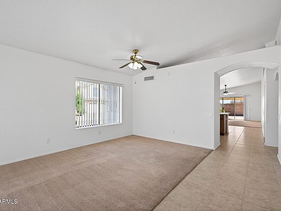 4th image of 509 W VILLA MARIA Drive