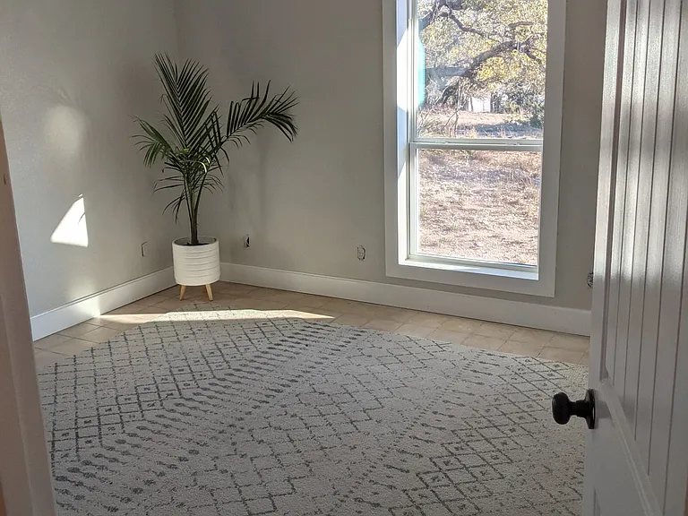 138 Hobson Ln — Photo 22