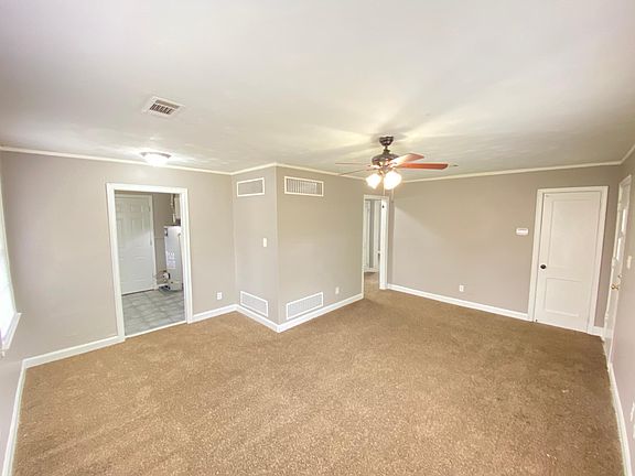 2nd image of 3549 Sharpe Ave