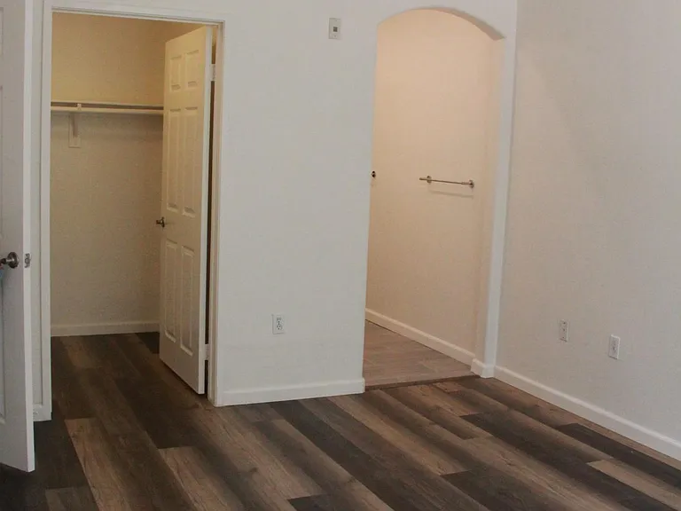 9229 Regents Rd #L125 — Photo 10