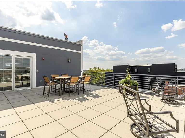 1391 Pennsylvania Ave SE #253 — Photo 11