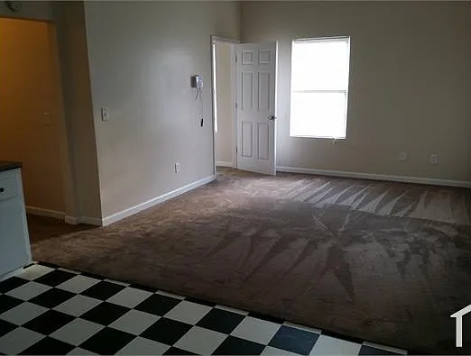 564 Hope St SW #A — Photo 10