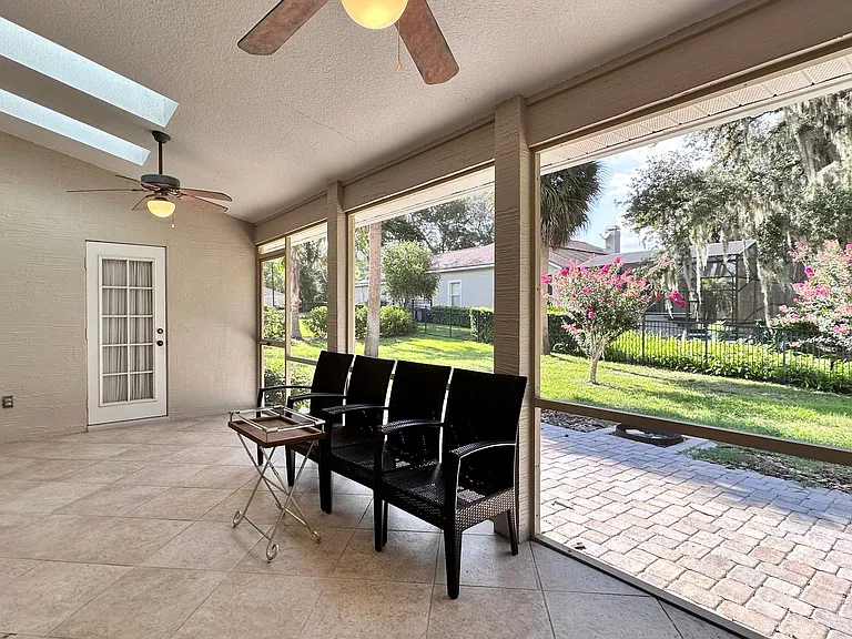 7468 Aprelle Dr — Photo 56