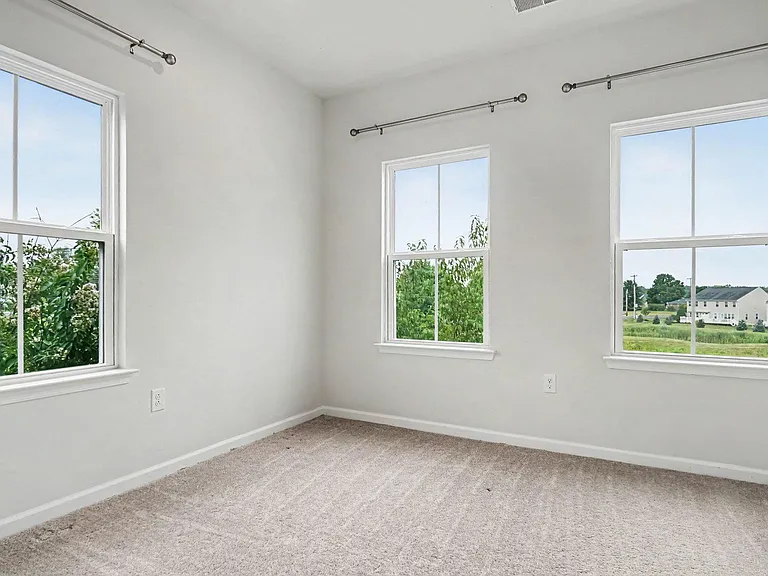 165 Peter Ln — Photo 18