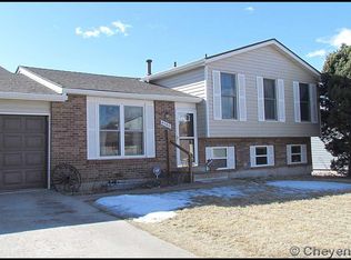 4105 Sullivan St, Cheyenne, WY 82009