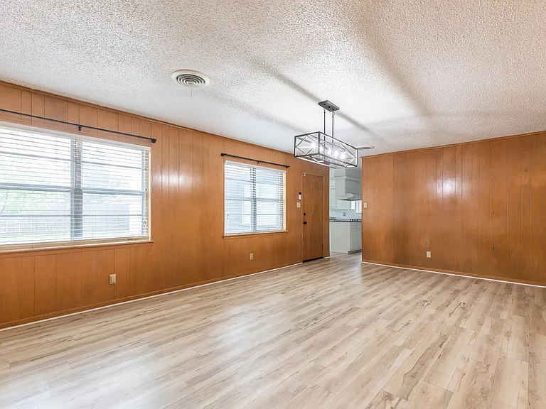 3409 High Meadows Dr — Photo 11