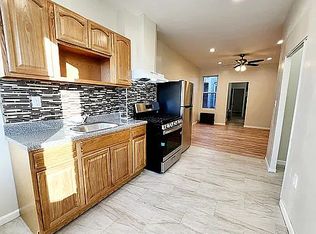 30-44 44th St #3B, Astoria, NY 11103