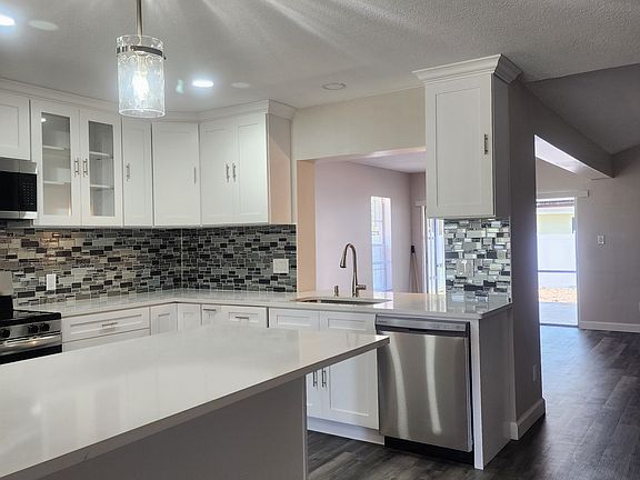 3rd image of 4713 Green Pastures Ct