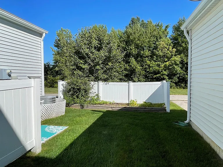 6180 Witherbee Dr — Photo 3