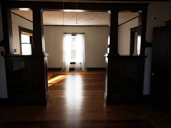 5th image of 503 N 8th St