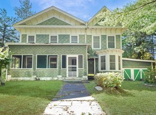 19 Oakland Valley Rd, Cuddebackville, NY 12729