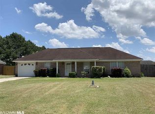 23590 Harvest Creek Dr, Robertsdale, AL 36567