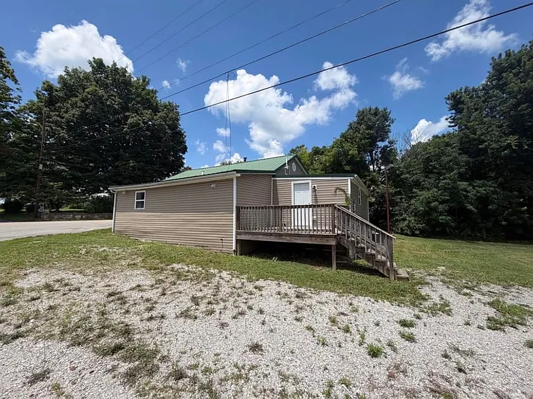 2306 Richardsville Rd — Photo 2