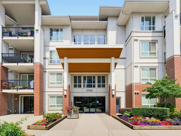 3192 Gladwin Rd #218, Abbotsford, BC V2T 6M9