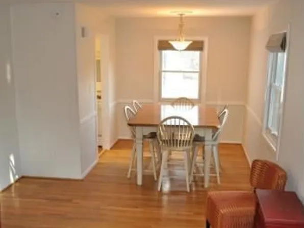 7511 Lisle Ave, Falls Church, VA 22043