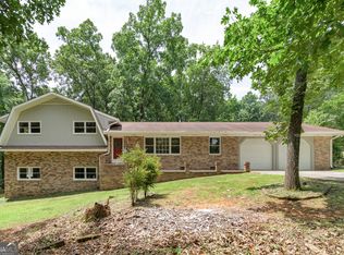 321 Ridgedale Dr SE, Silver creek, GA 30173