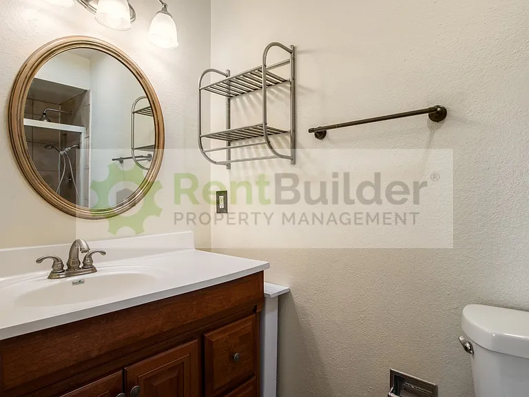 10101 La Paz Dr NW — Photo 18