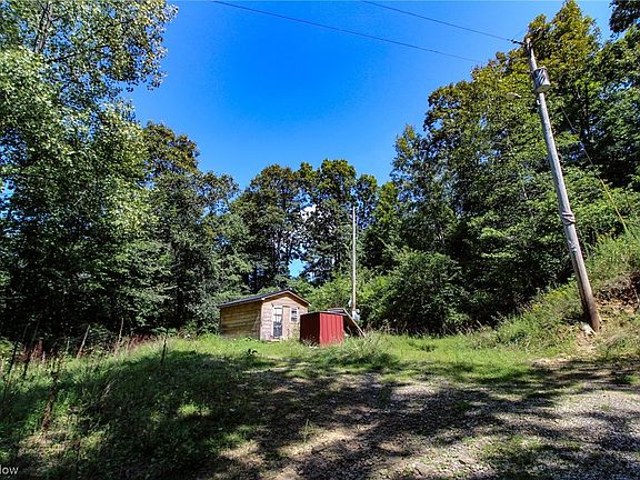 2nd image of 19522 Township Road 411