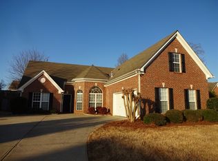 452 Keldron Dr, Lawrenceville, GA 30045