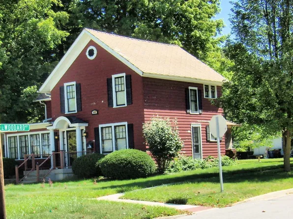 815 W Maumee St, Angola, IN 46703