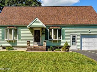 1014 Dudley Rd, Schenectady, NY 12303