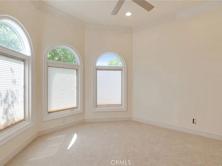 27801 Golden Ridge Ln — Photo 59