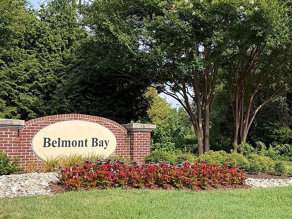 3rd image of 13900 Greendale Dr #38
