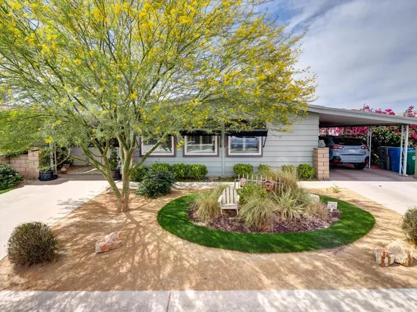38703 Desert Greens Dr E, Palm Desert, CA 92260