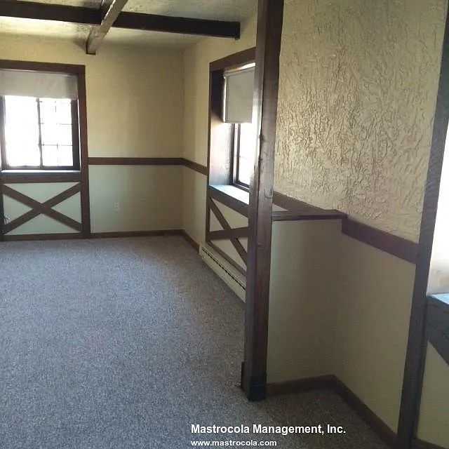 75 Winthrop St — Photo 3