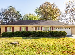 1225 Greenmoore Dr, Greenville, OH 45331