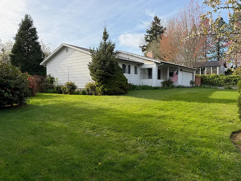 4385 SW 202nd Ave — Photo 37
