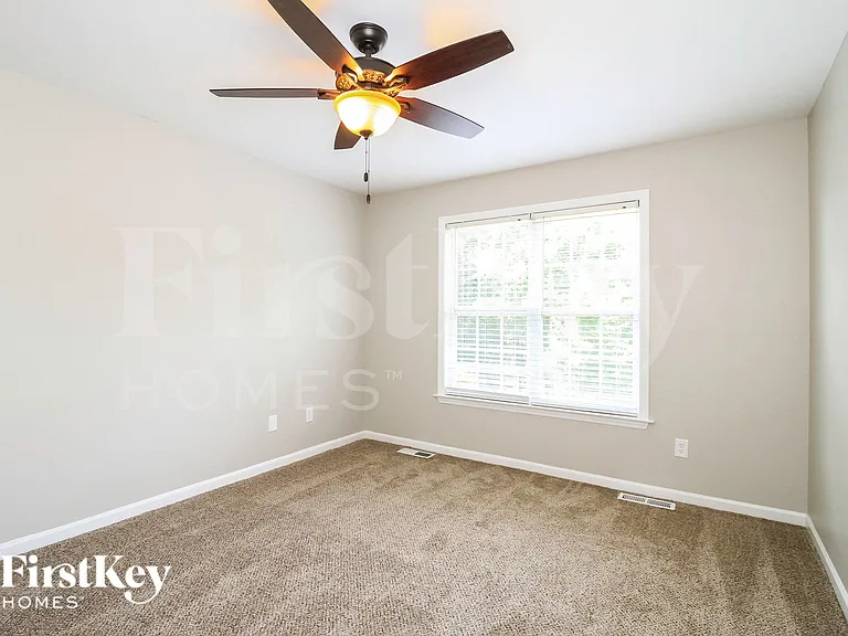2648 Wynbrook Dr — Photo 8