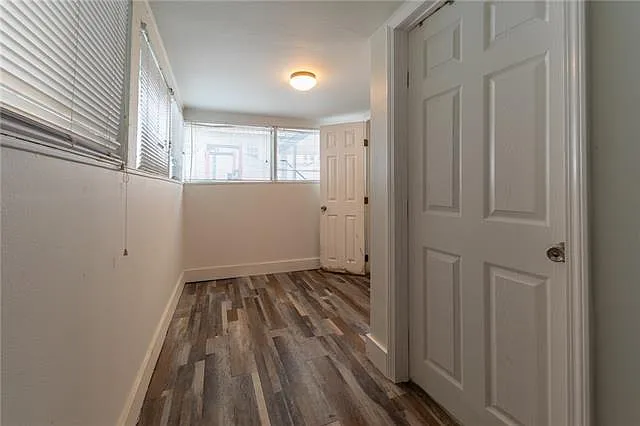 2205 Jefferson Ave — Photo 10