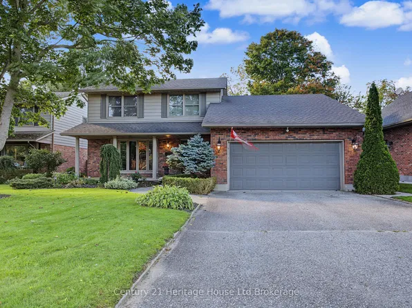 29 Devon Ct, Tillsonburg, ON N4G 4K3