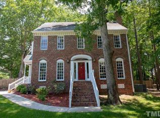 8816 Donnington Dr, Raleigh, NC 27615