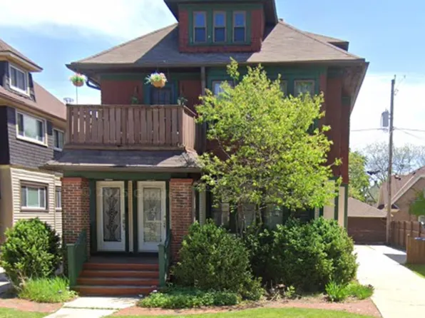 2348 N 55th St, Milwaukee, WI 53210