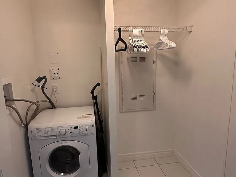 50 Town Centre Ct #1707 — Photo 17