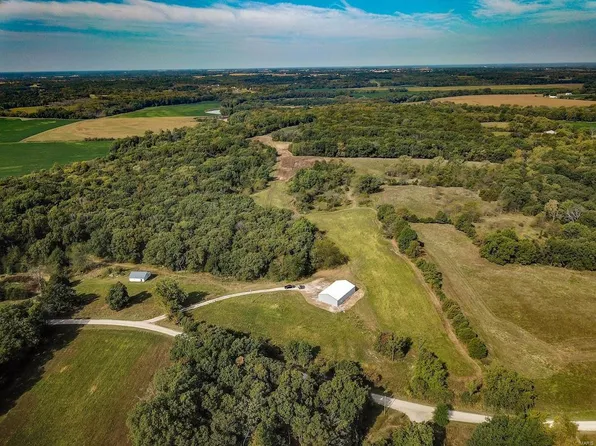 18991 Ralls Rd, Frankford, MO 63441