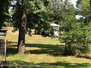 226 Pine Hill Rd, Byhalia, MS 38611