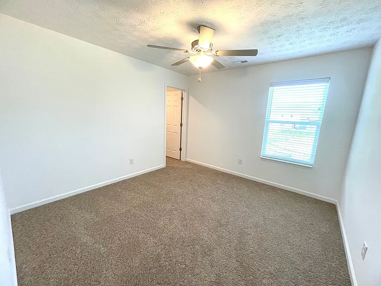 17115 Meander Way — Photo 30